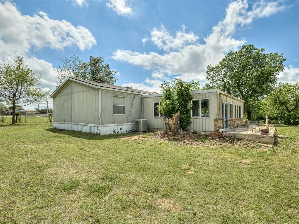 Photo 23 — 16301 NE 23rd Street, Choctaw, OK 73020
