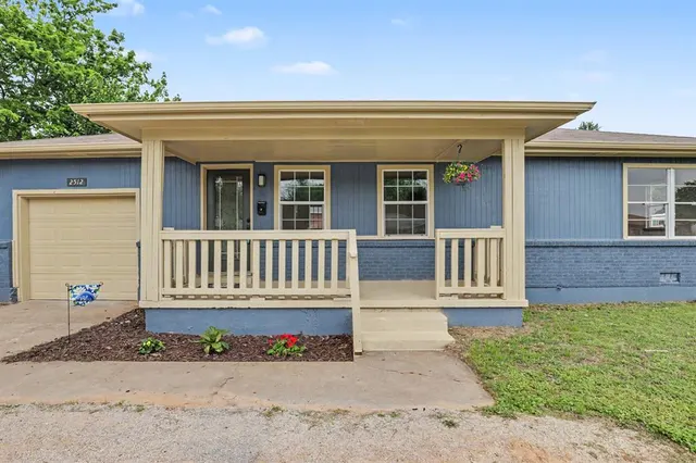 Photo 2 — 2512 S Glenn Avenue, Del City, OK 73115