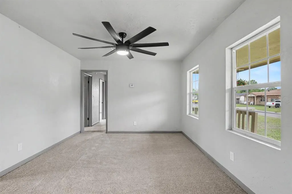 Photo 4 — 2512 S Glenn Avenue, Del City, OK 73115