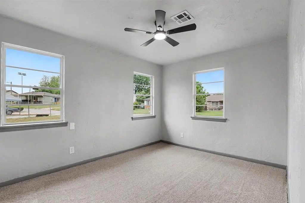 Photo 11 — 2512 S Glenn Avenue, Del City, OK 73115