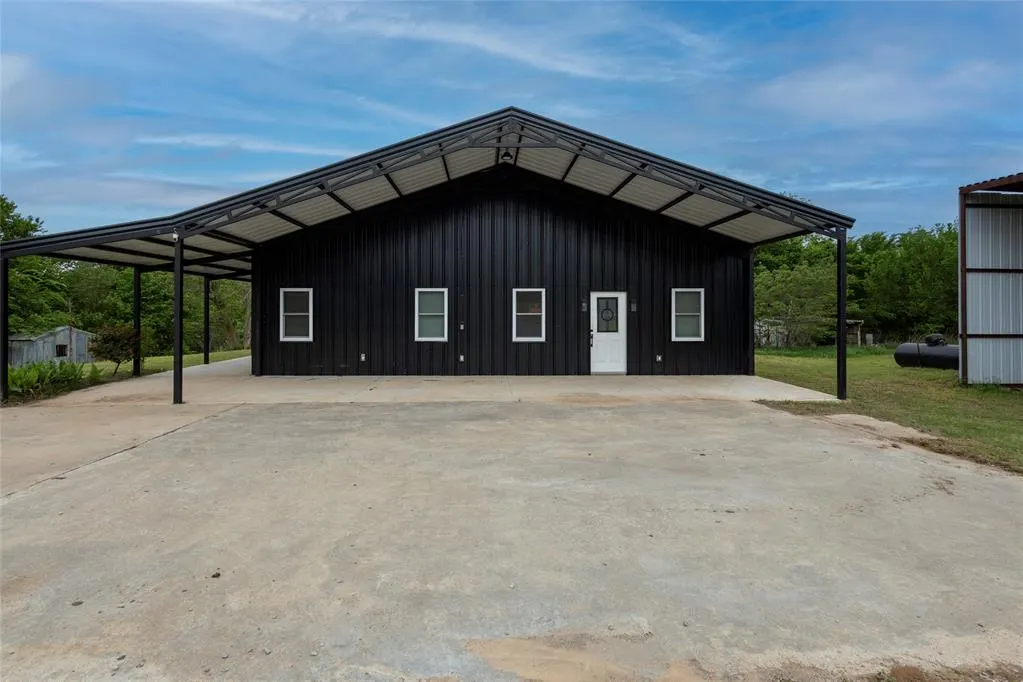 Photo 25 — 27093 County Road 1442 Road, Cement, OK 73017