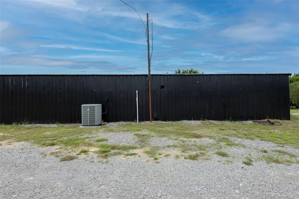 Photo 34 — 27093 County Road 1442 Road, Cement, OK 73017