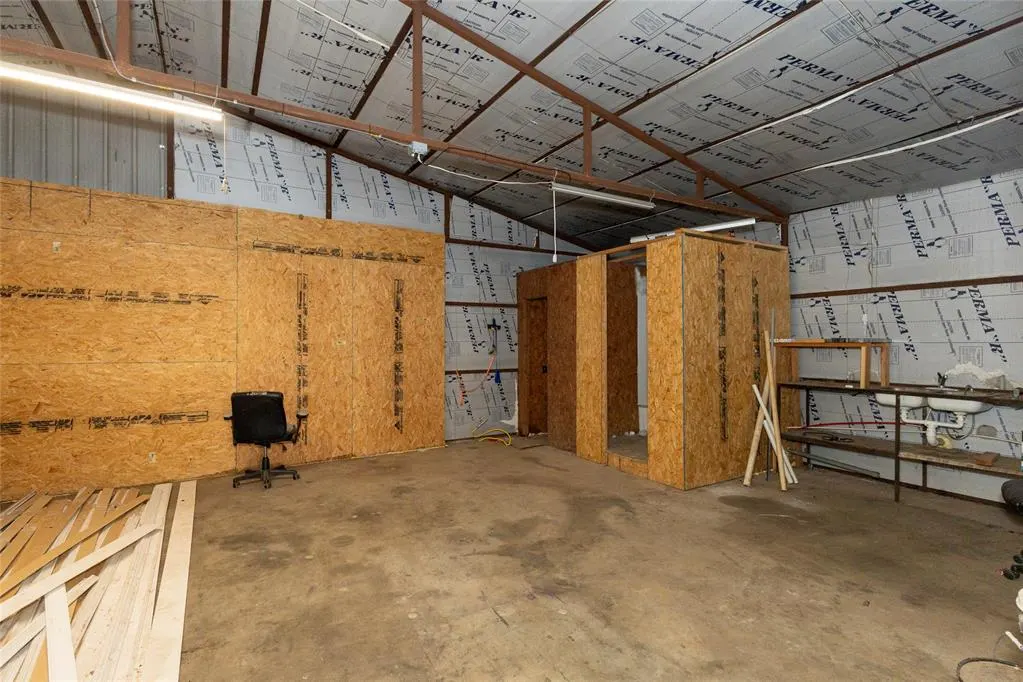 Photo 38 — 27093 County Road 1442 Road, Cement, OK 73017