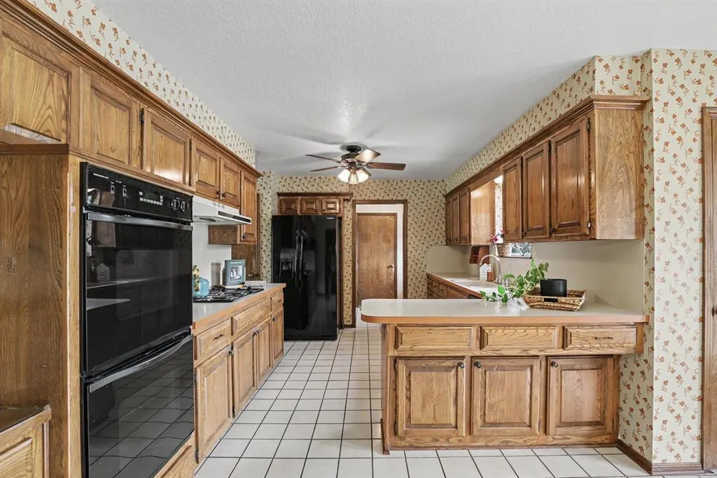 Photo 4 — 2409 Lytal Lane, Edmond, OK 73013