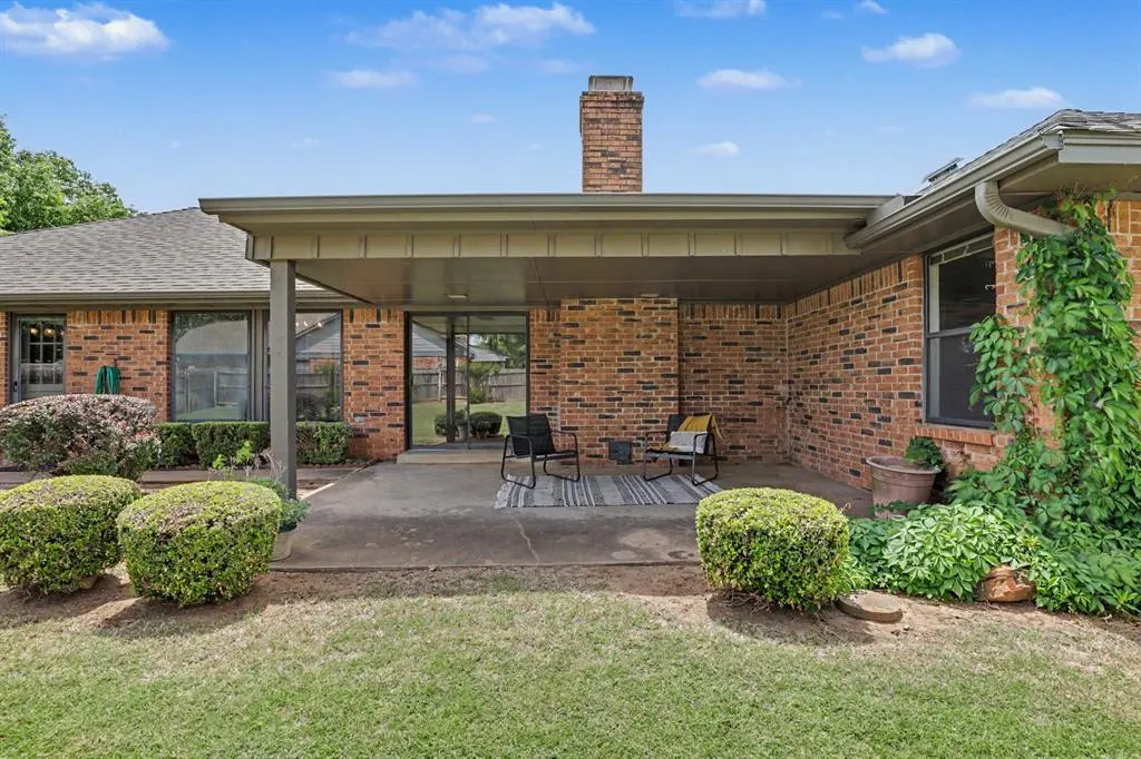 Photo 13 — 2409 Lytal Lane, Edmond, OK 73013
