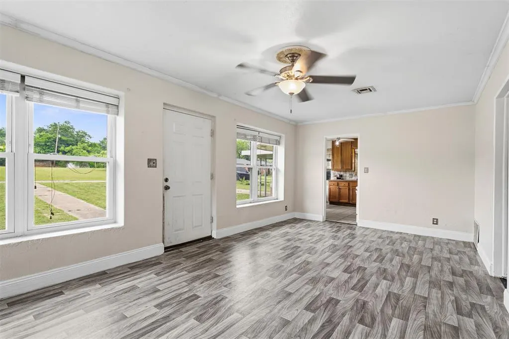 Photo 3 — 104 Miller Drive, Pauls Valley, OK 73075