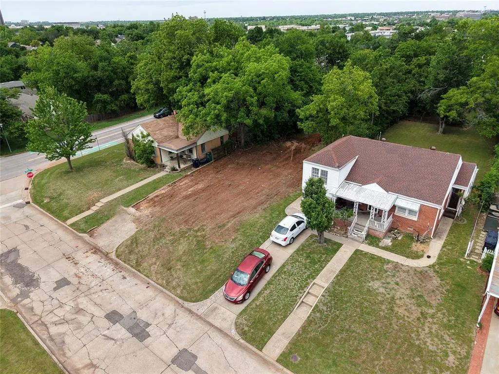 Photo 5 — 717 NW 47th Street, Oklahoma City, OK 73118