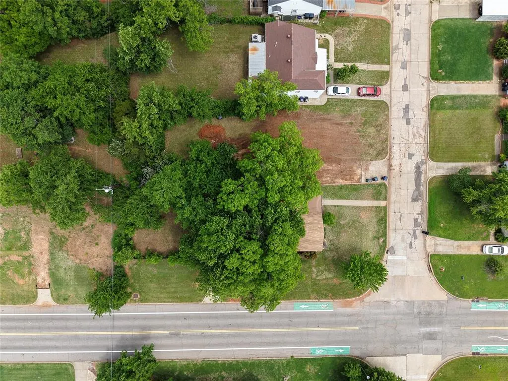Photo 8 — 717 NW 47th Street, Oklahoma City, OK 73118
