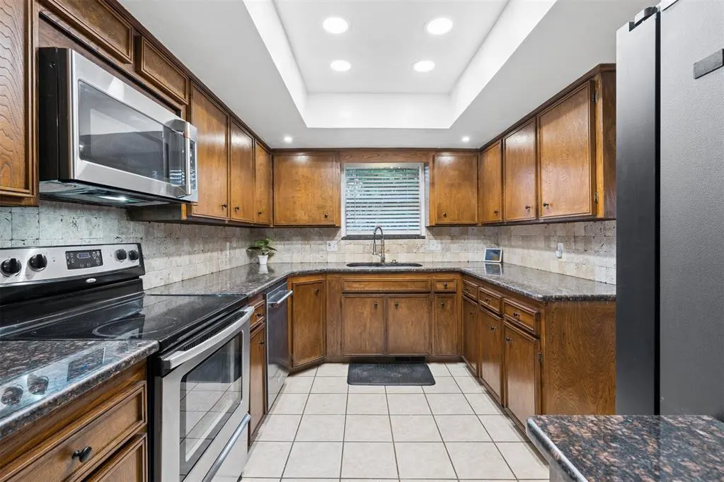 Photo 15 — 7616 Wegner Way, Oklahoma City, OK 73162