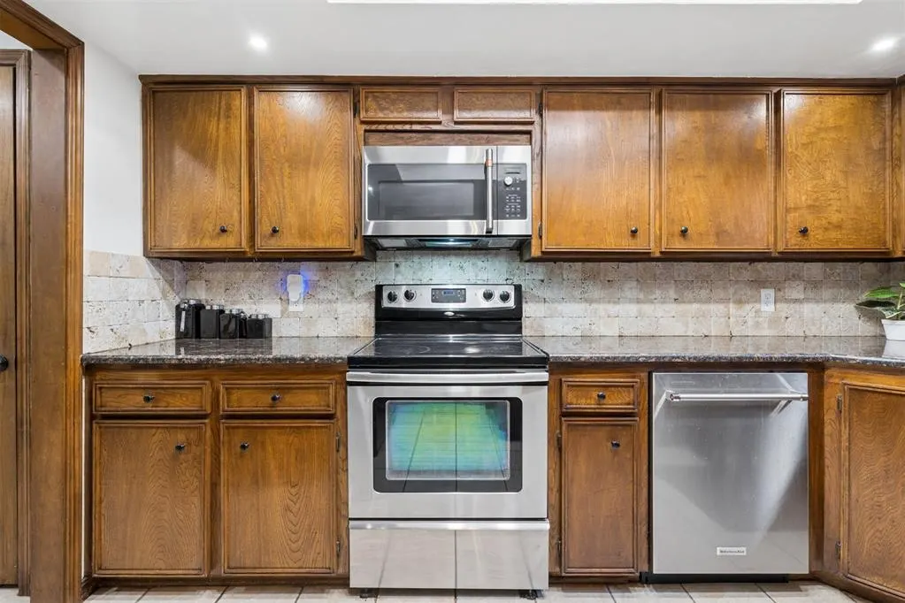 Photo 17 — 7616 Wegner Way, Oklahoma City, OK 73162