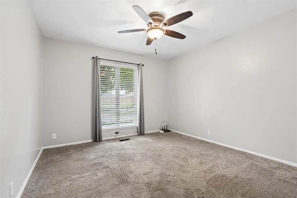 Photo 31 — 7616 Wegner Way, Oklahoma City, OK 73162