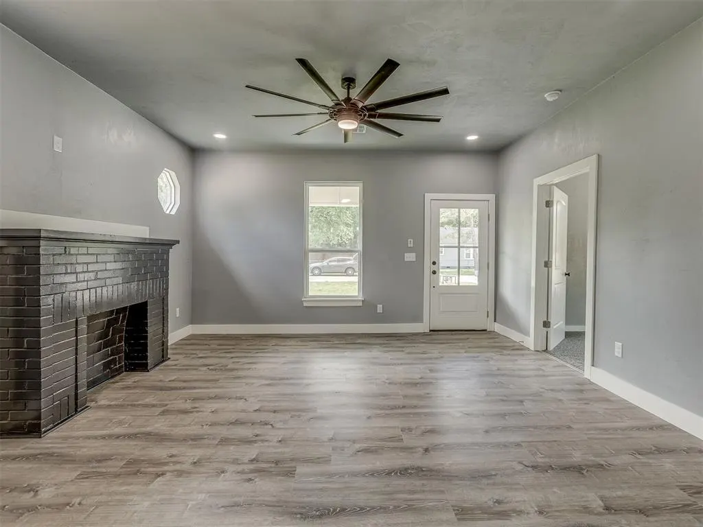 Photo 6 — 1624 W Idaho Avenue, Chickasha, OK 73018