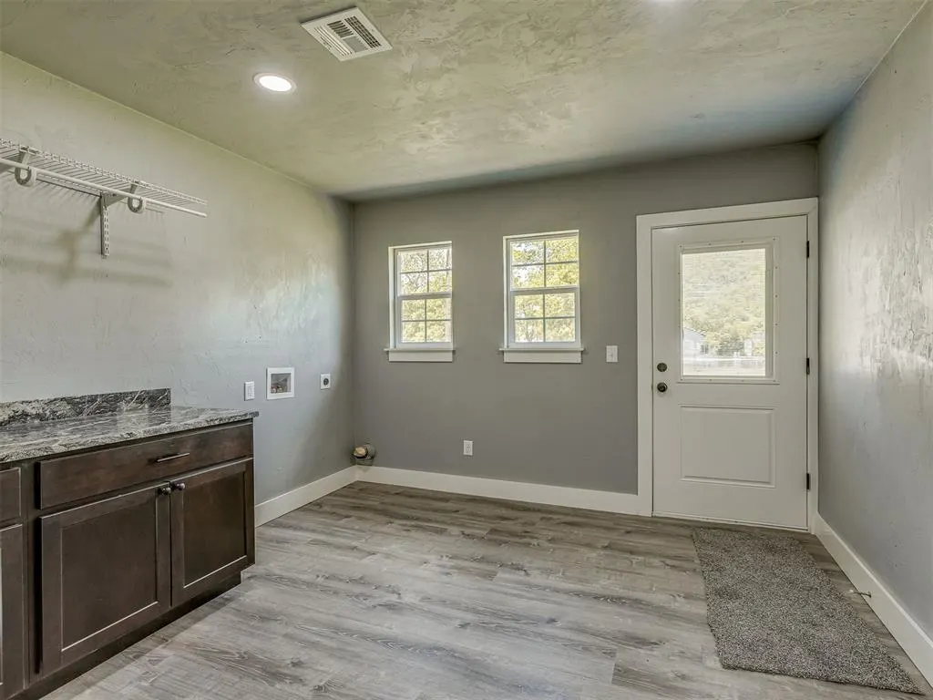 Photo 33 — 1624 W Idaho Avenue, Chickasha, OK 73018