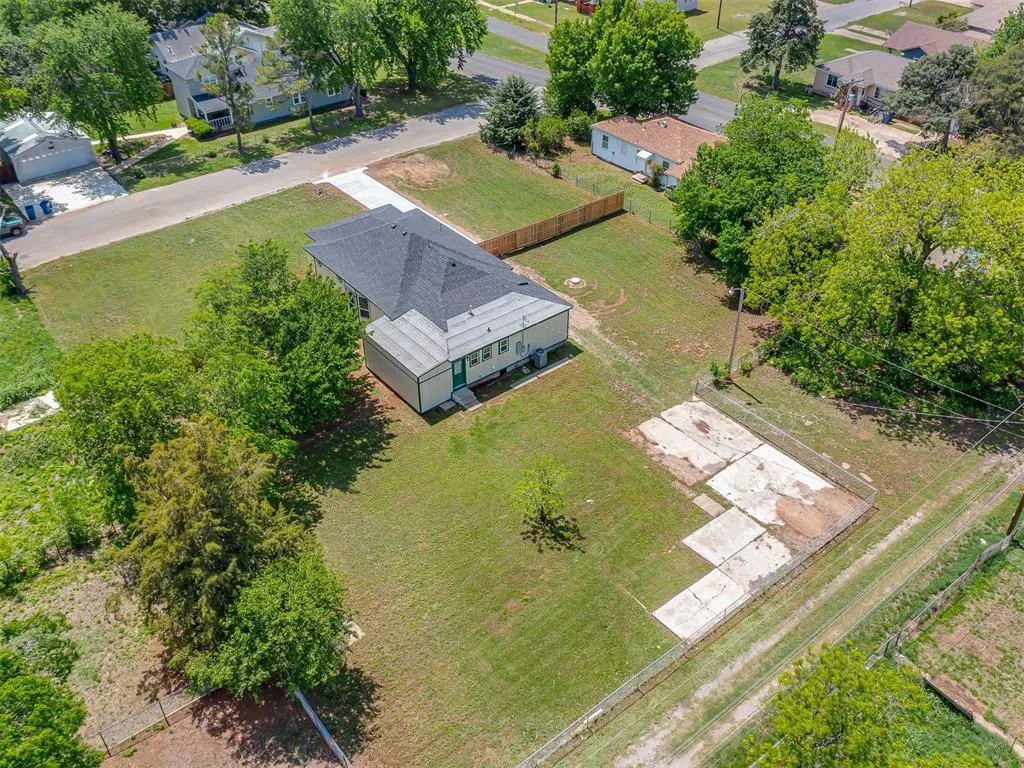 Photo 45 — 1624 W Idaho Avenue, Chickasha, OK 73018