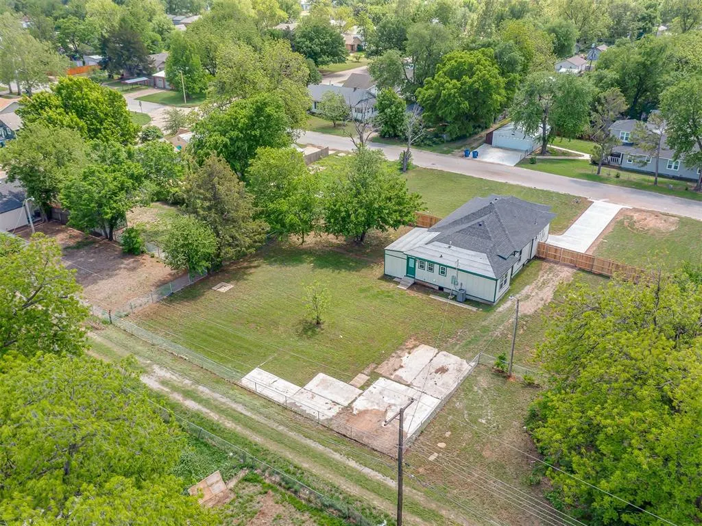 Photo 46 — 1624 W Idaho Avenue, Chickasha, OK 73018