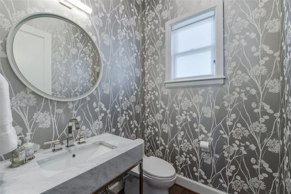 Photo 7 — 418 NE 2nd Street, Oklahoma City, OK 73104