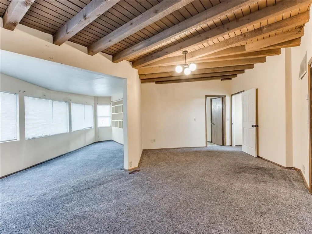 Photo 13 — 108 Saint Charles Place, Chickasha, OK 73018