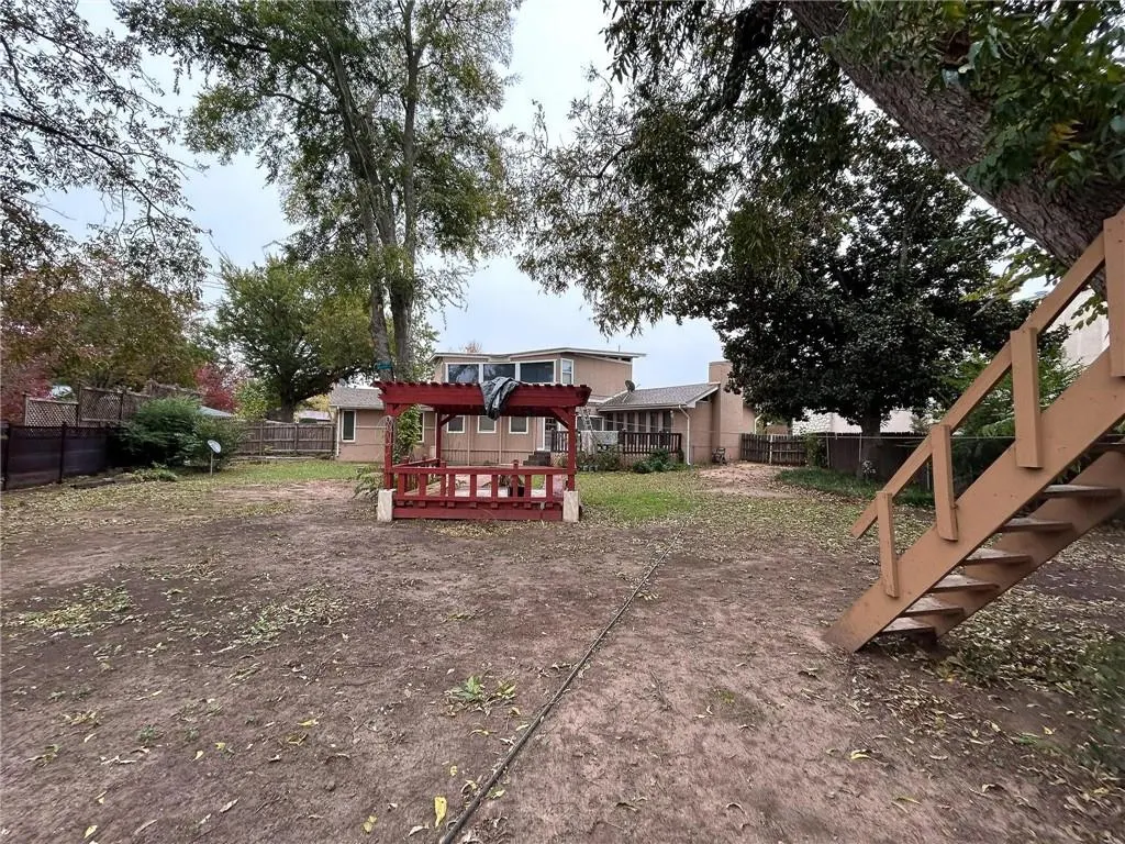 Photo 36 — 108 Saint Charles Place, Chickasha, OK 73018