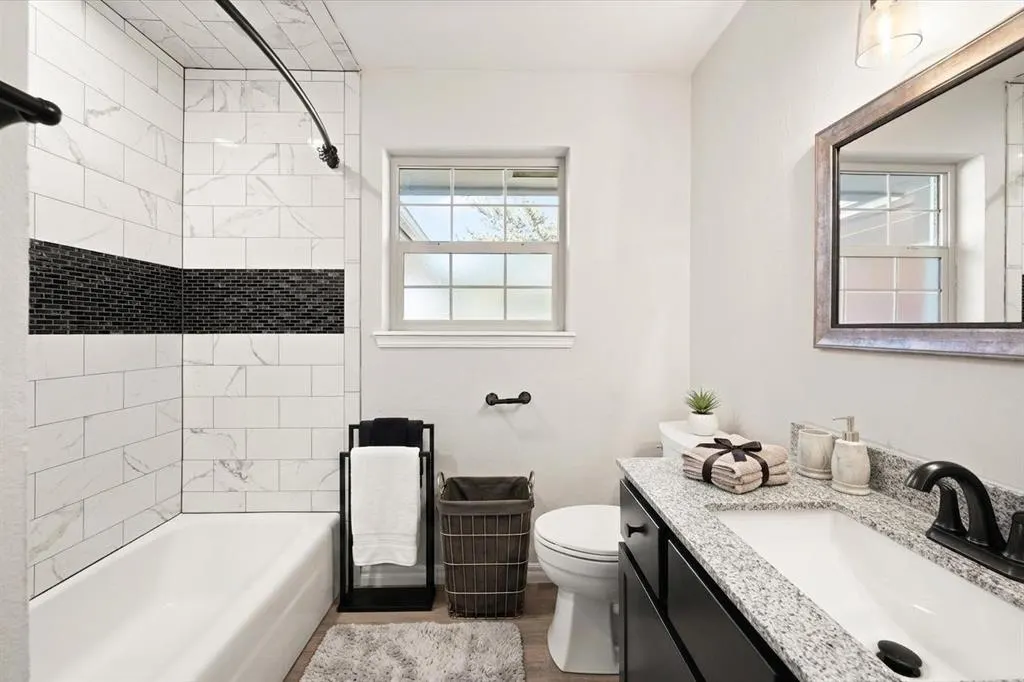 Photo 9 — 604 Willow Ridge Place, Edmond, OK 73003