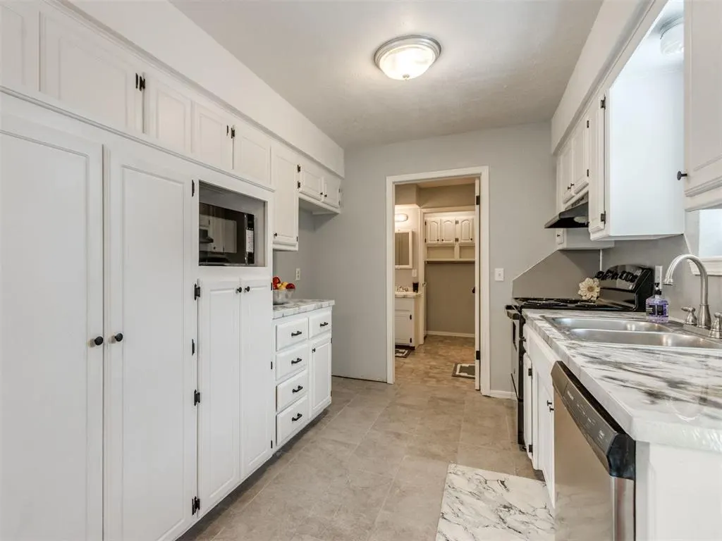 Photo 19 — 8414 S Douglas Avenue, Oklahoma City, OK 73139