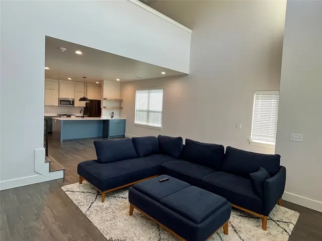 Photo 4 — 1315 NE 6th Street, Oklahoma City, OK 73117