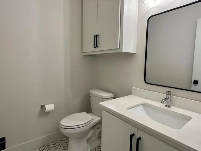 Photo 7 — 1315 NE 6th Street, Oklahoma City, OK 73117