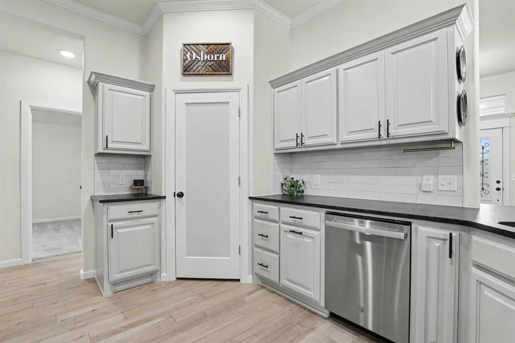 Photo 9 — 12812 NW 141st Circle, Yukon, OK 73099