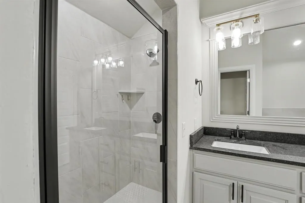 Photo 12 — 12812 NW 141st Circle, Yukon, OK 73099