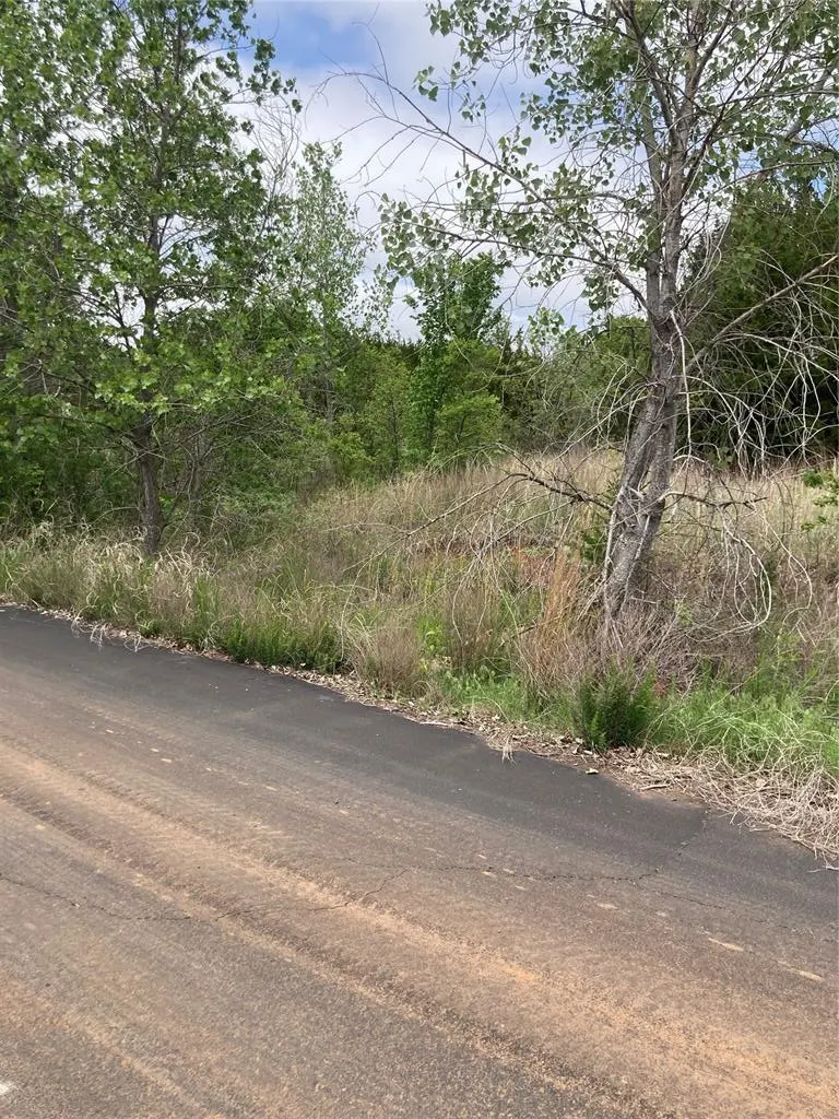 Photo 4 — 2201 Quail Creek Drive, Norman, OK 73026