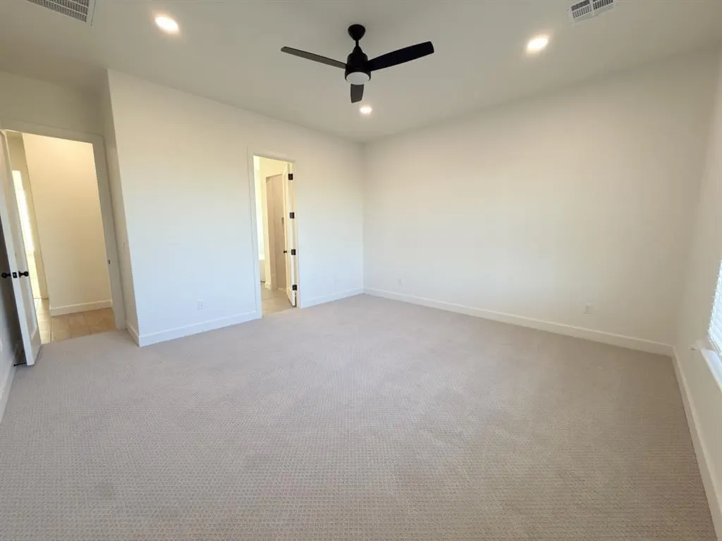 Photo 15 — 976 Hadley Lane, Tuttle, OK 73089