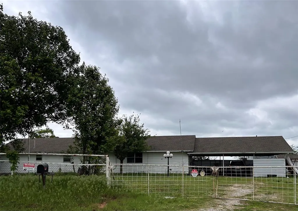 Front exterior — 7189 E 136 Road, Holdenville, OK 74848