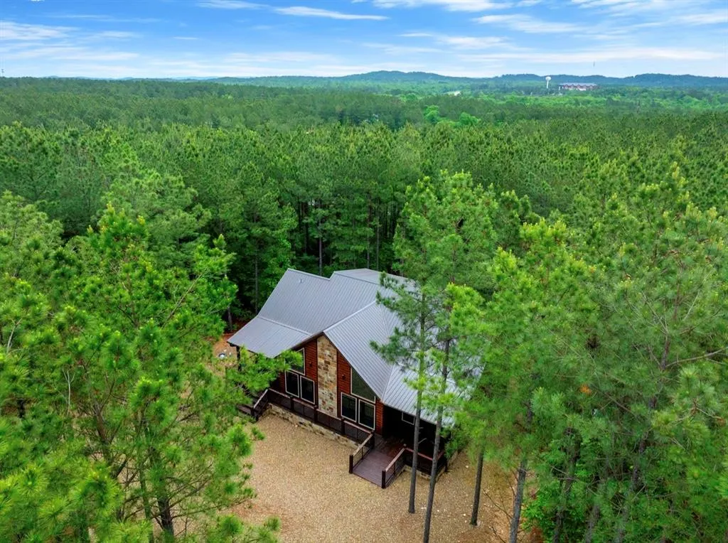 Photo 2 — 138 LOST CREEK Trail, Broken Bow, OK 74728