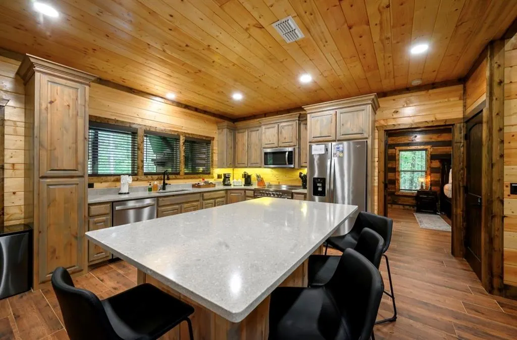Photo 11 — 138 LOST CREEK Trail, Broken Bow, OK 74728