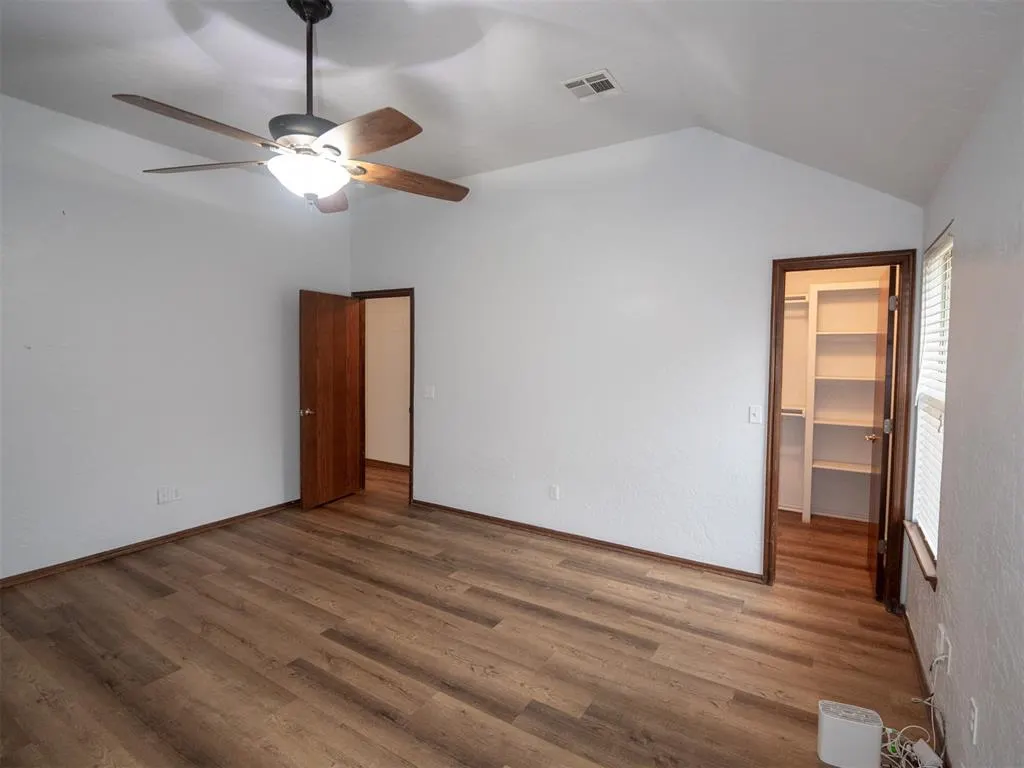 Photo 15 — 2716 SE 39th Street, Moore, OK 73160