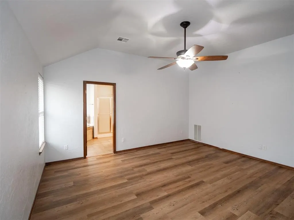 Photo 16 — 2716 SE 39th Street, Moore, OK 73160