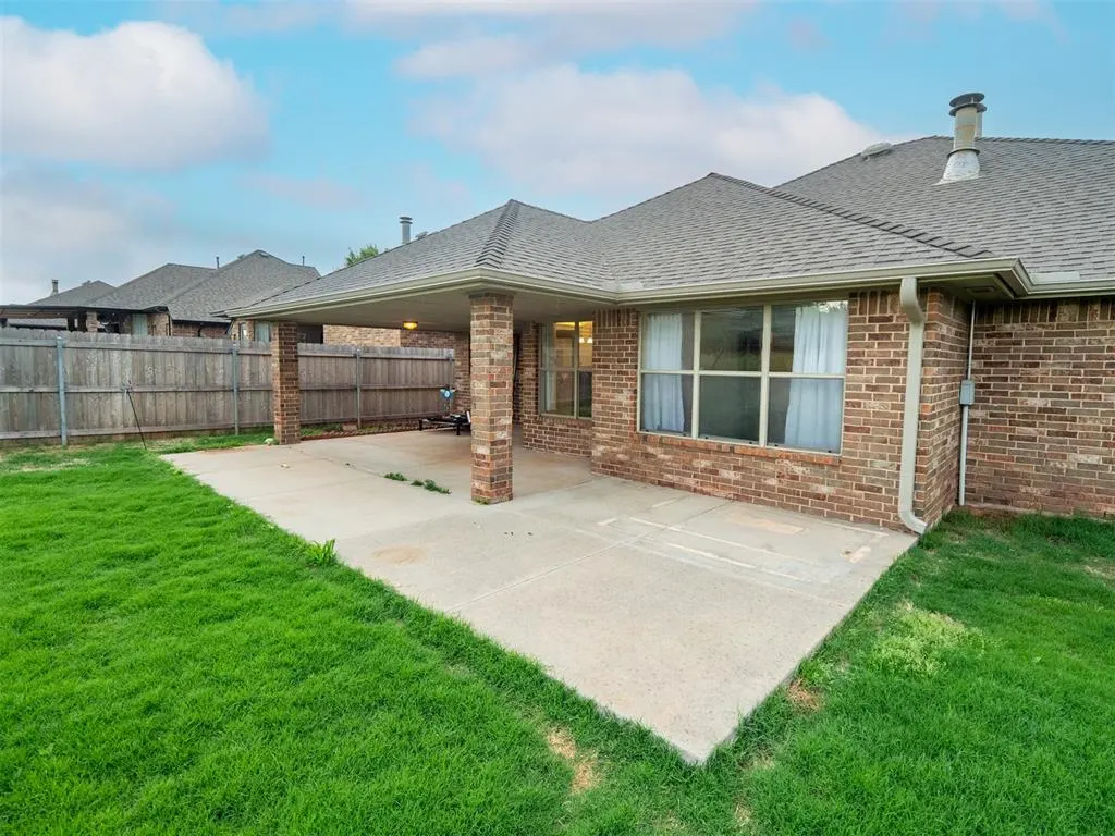Photo 28 — 2716 SE 39th Street, Moore, OK 73160