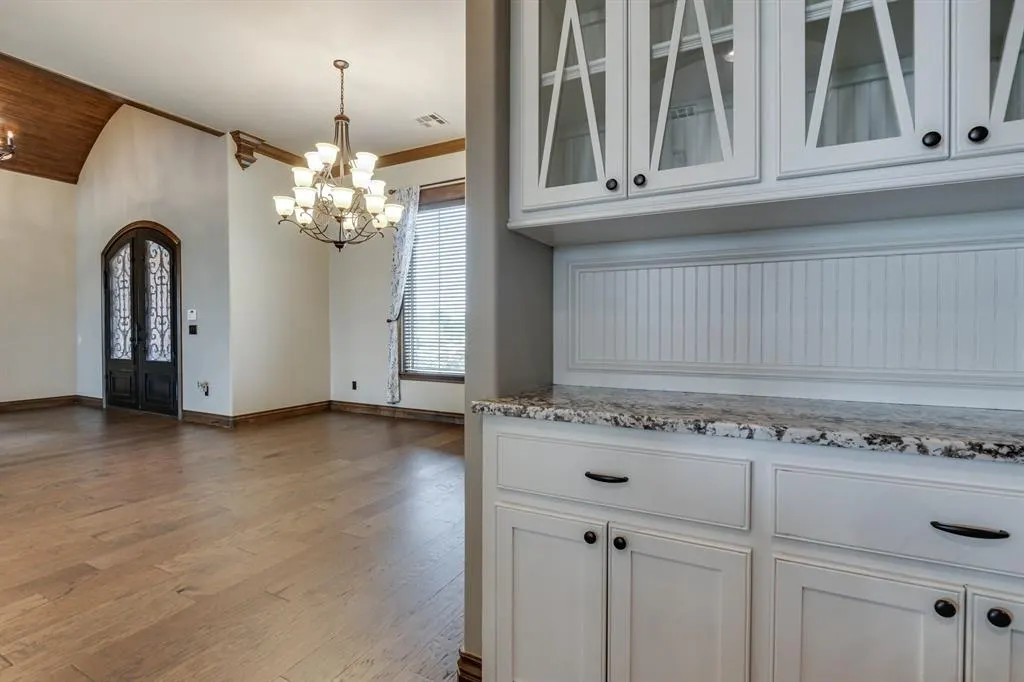 Photo 18 — 10901 Secretariat Drive, Mustang, OK 73064