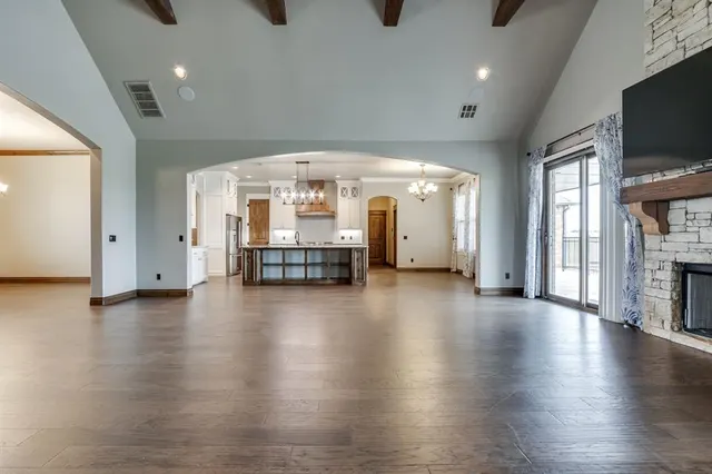 Photo 8 — 10901 Secretariat Drive, Mustang, OK 73064