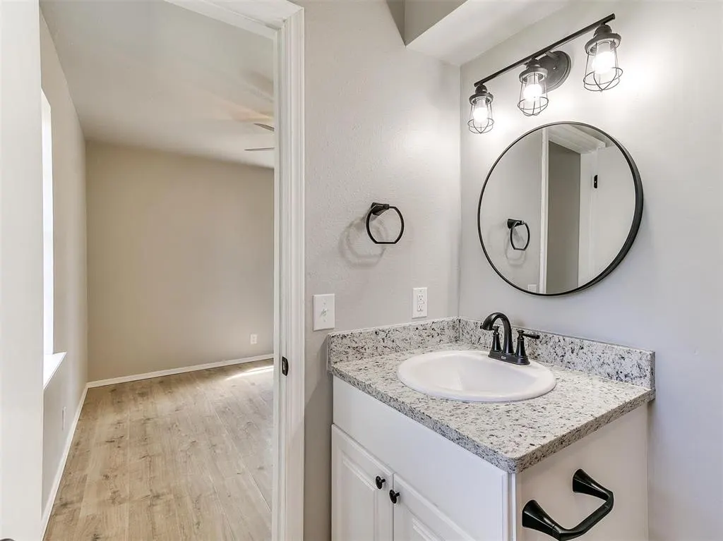 Photo 24 — 502 N Oak Street, Chandler, OK 74834