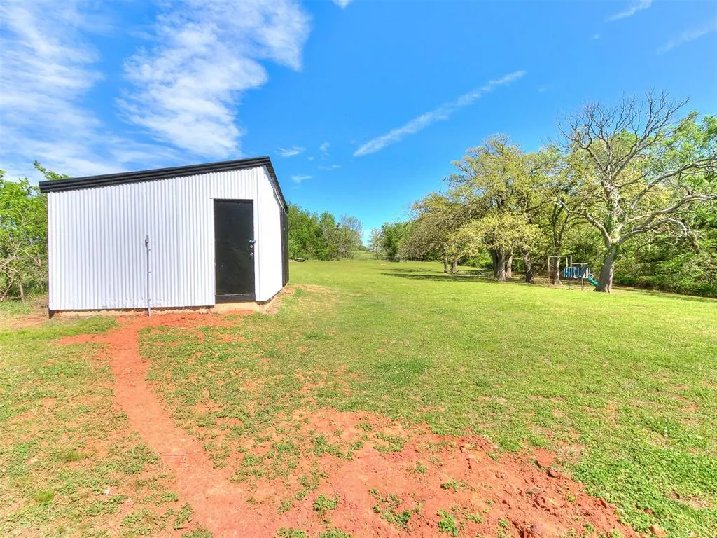 Photo 38 — 502 N Oak Street, Chandler, OK 74834
