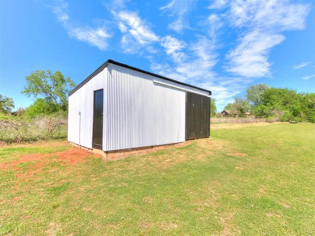 Photo 40 — 502 N Oak Street, Chandler, OK 74834
