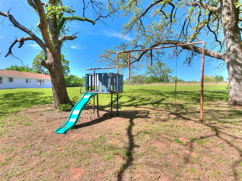 Photo 43 — 502 N Oak Street, Chandler, OK 74834