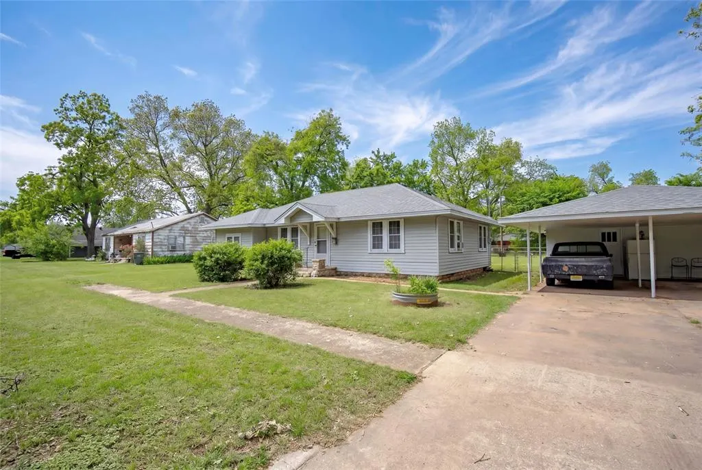 Photo 4 — 412 S Cherry Street, Pauls Valley, OK 73075