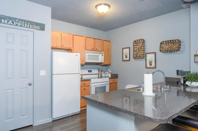 Photo 6 — 2200 Classen Boulevard 3125, Norman, OK 73071