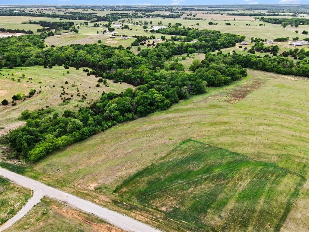 Photo 4 — 1119 Cumberland Trail, Guthrie, OK 73044