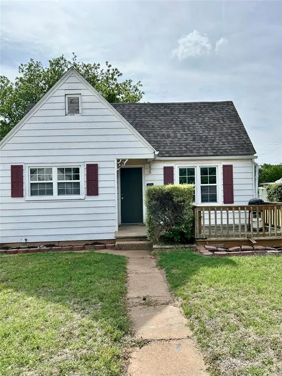 Photo 2 — 314 N Main Street, Thomas, OK 73669