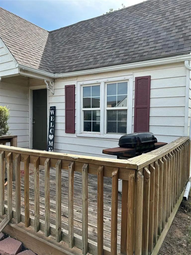 Photo 3 — 314 N Main Street, Thomas, OK 73669