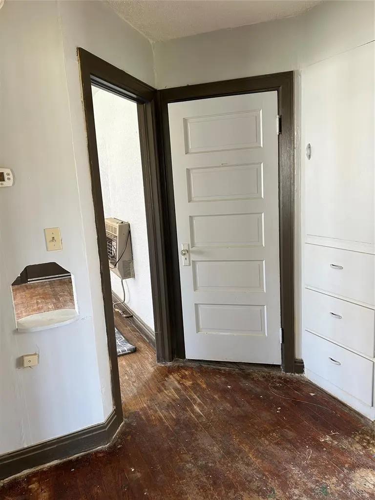 Photo 11 — 314 N Main Street, Thomas, OK 73669