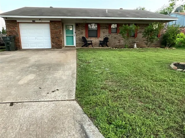 Front exterior — 1218 Rolling Stone Drive, Tecumseh, OK 74873
