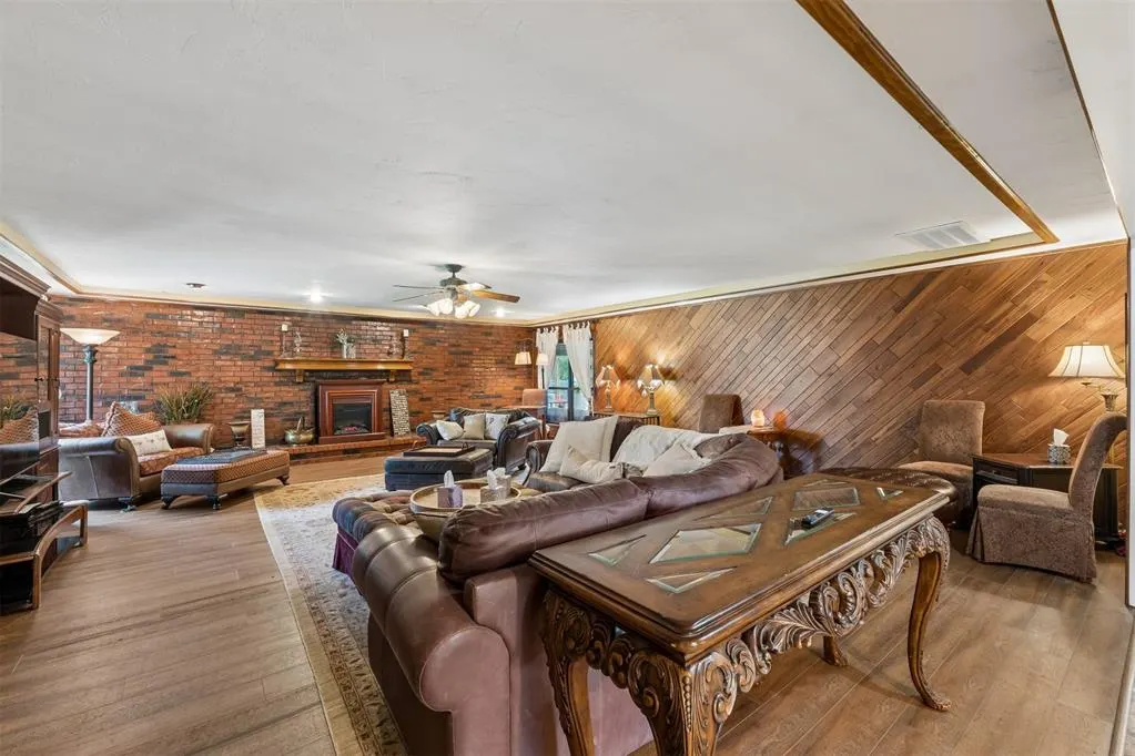 Photo 8 — 9400 S Sooner Drive, Oklahoma City, OK 73165